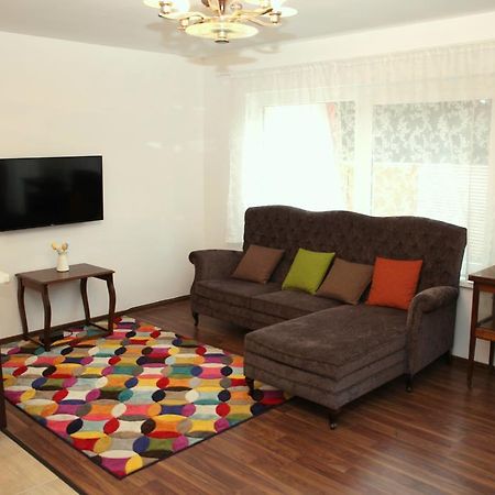 Rozmaring Pihenohaz Villa Velence Luaran gambar